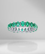 Load image into Gallery viewer, 0.10ct Oval Emerald Eternity Band
