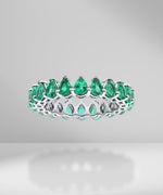 Load image into Gallery viewer, 0.10ct Pear Shape Emerald Ring
