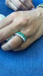 Load image into Gallery viewer, .20 Emerald Round Diamond Ring
