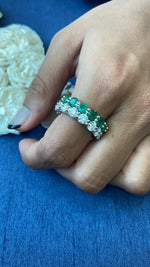 Load image into Gallery viewer, 0.30ct Round Emerald Eternity Band
