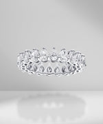 Load image into Gallery viewer, 0.10ct Pear Shape Diamond Band
