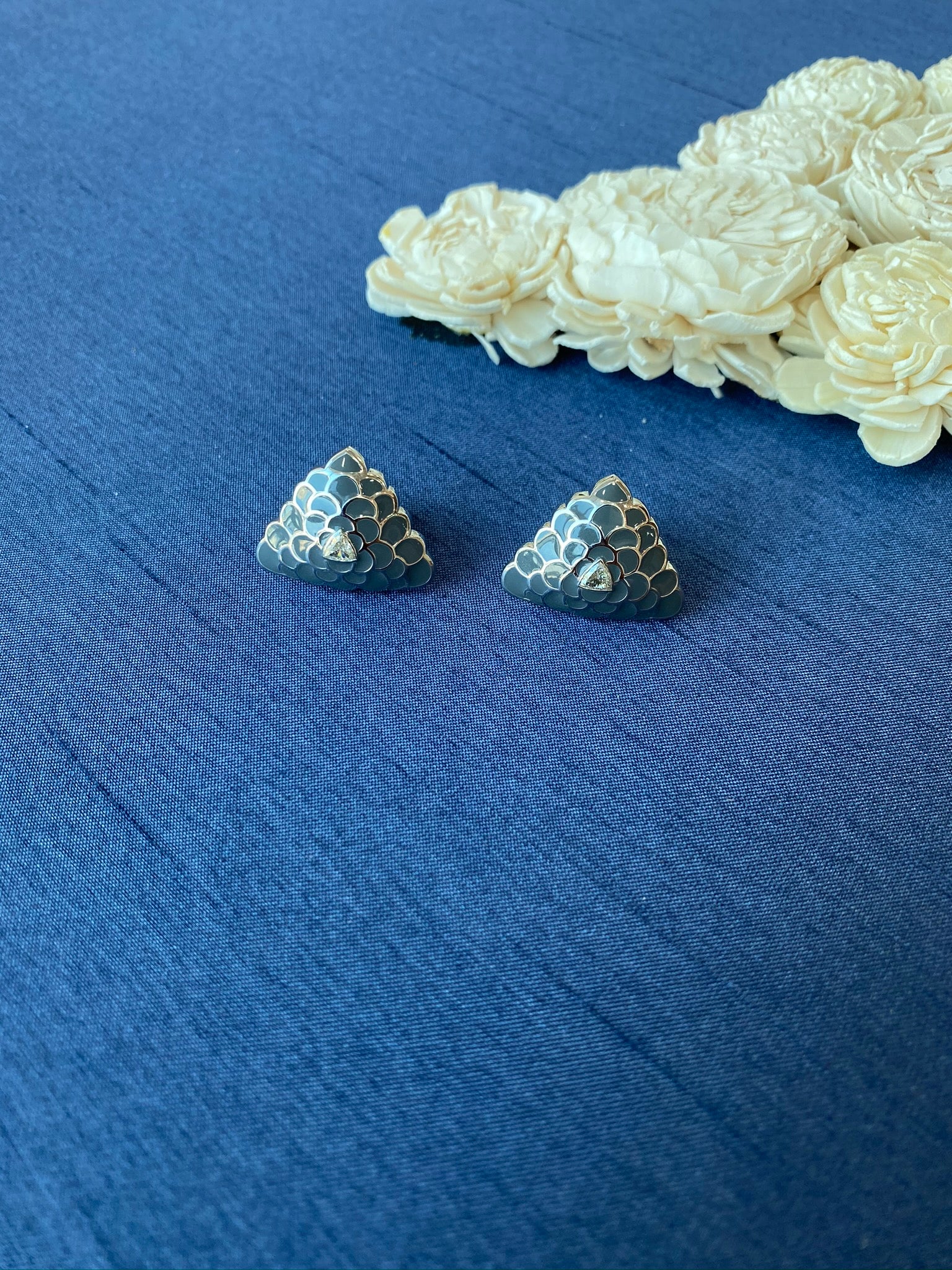 Design Enamel Earrings with Trillion Diamonds