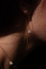 Load image into Gallery viewer, Ary Pret Threader Collection Trillion Diamond Earring
