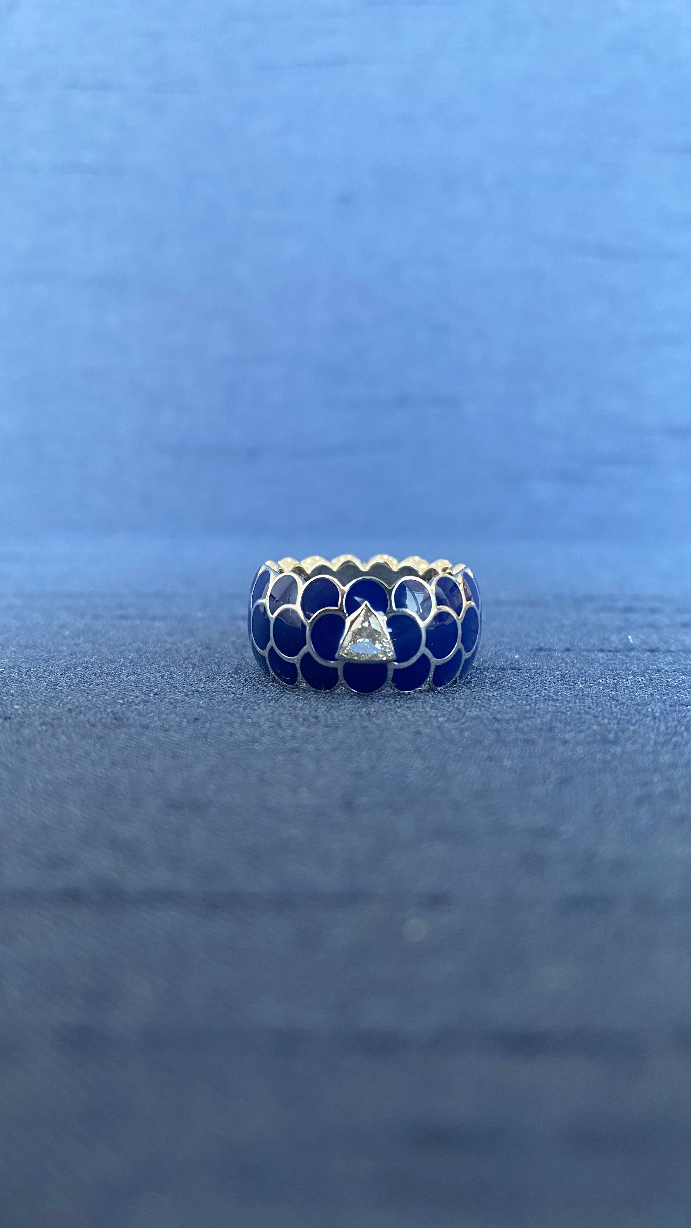 Design Enamel Rings with Trillion Diamonds